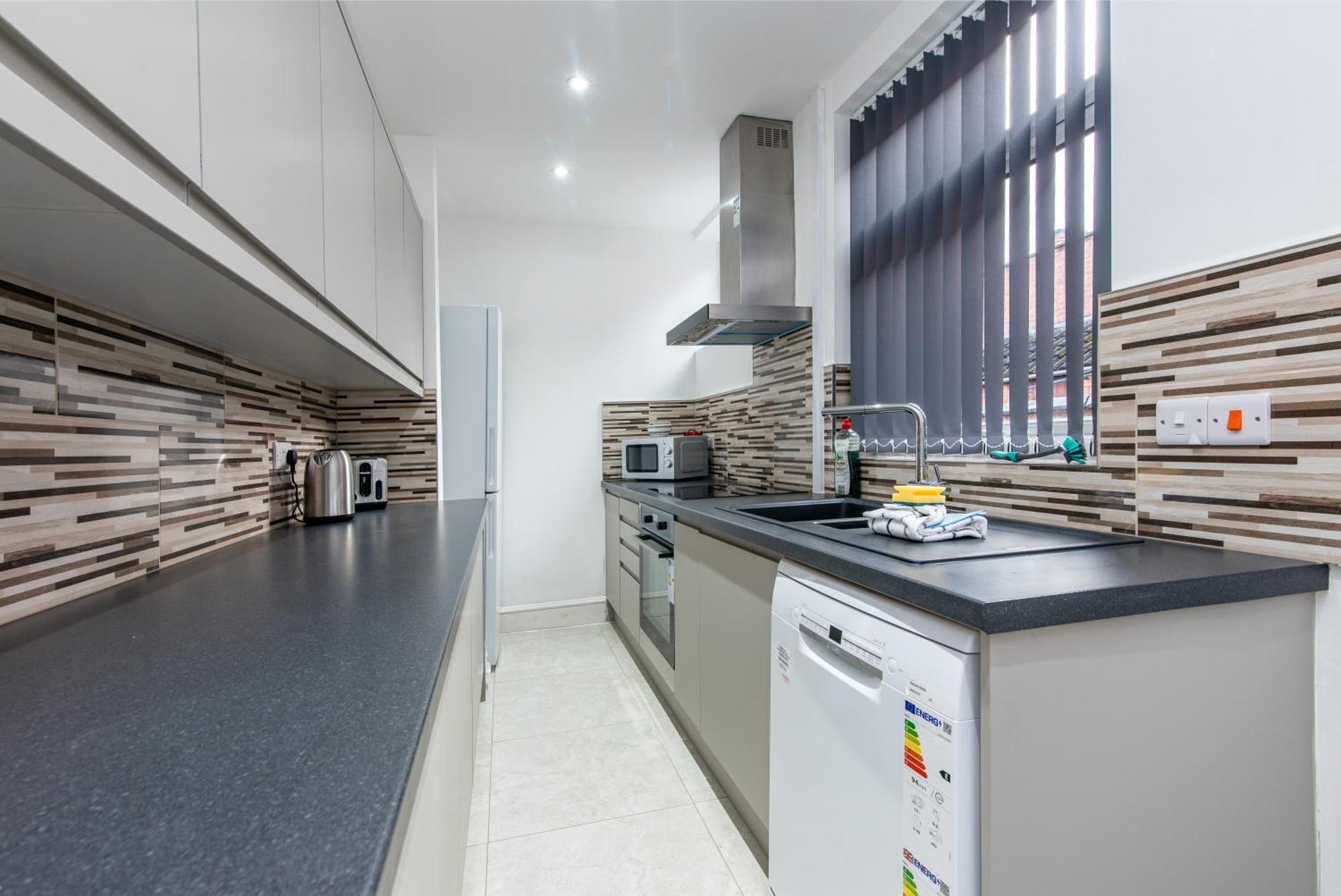 2 Bedroom House In The Heart Of